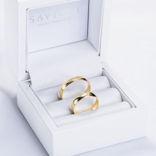 Obrączki ślubne: złote, okrągłe, 4 mm